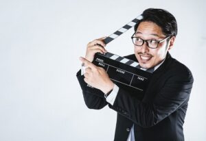 【画像】映画紹介系YouTuber、もうめちゃくちゃｗｗｗ