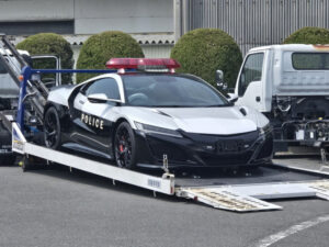 【画像】目を疑うほどカッコいいパトカーがこちらwww